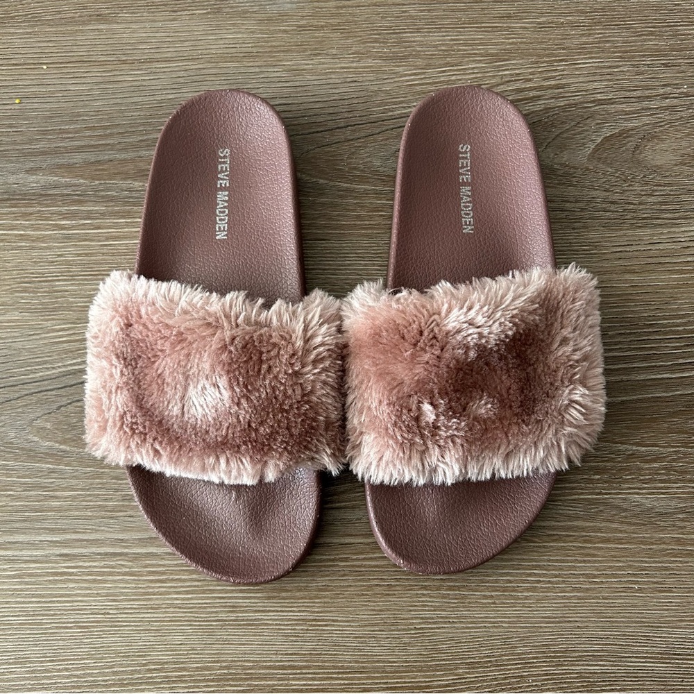 Steve Madden Pink Plush Slippers Casual Comfort